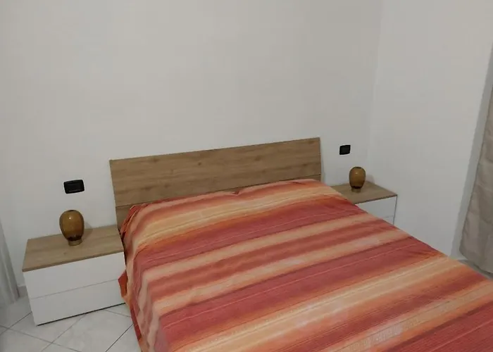 Borgo Del House Varano Borghi